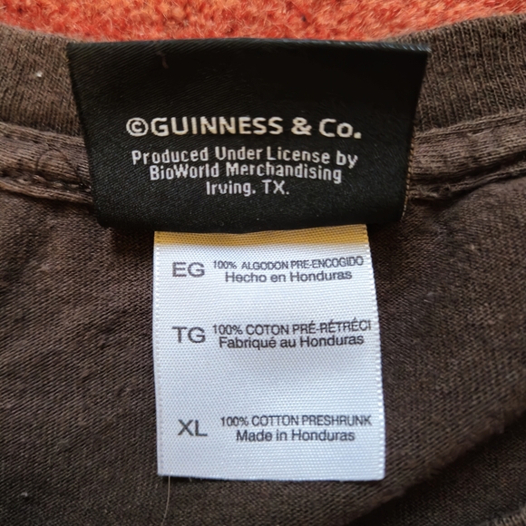 Guinness Draught Logo T Shirt Brown Short Sleeve Plaid Clover Beer Size XL - Picture 4 of 9
